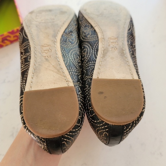 Tory Burch Chelsea Flats - Picture 5 of 8